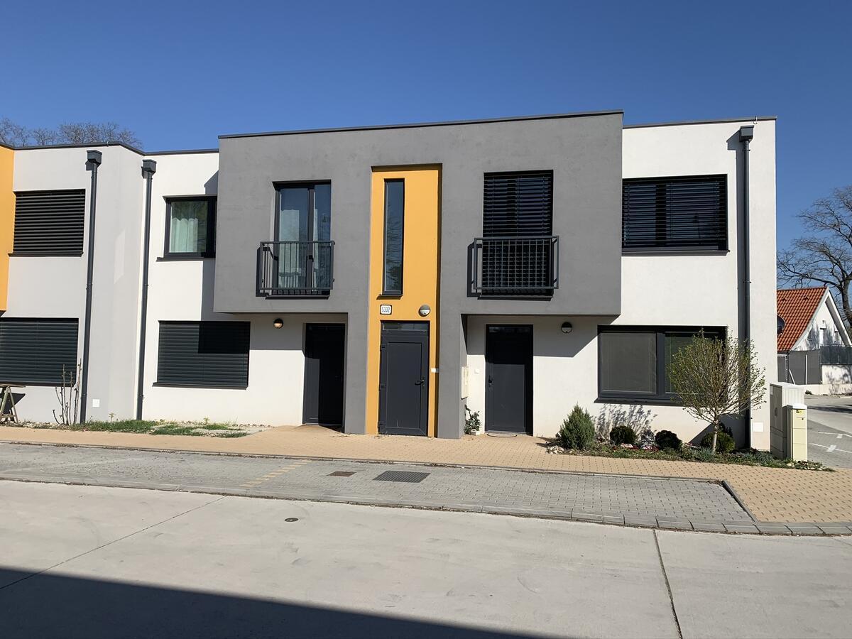 Revon Business Apartment سينيتش المظهر الخارجي الصورة